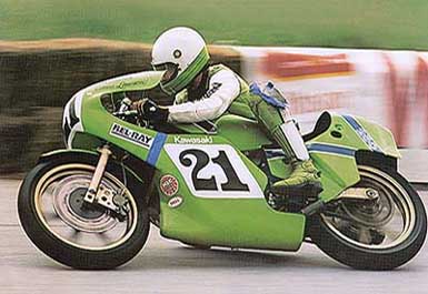 Eddie Lawson on the Championship winning Kawasaki KR250